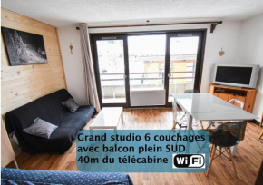 Le Relai S34 - Grand et lumineux studio avec coin montagne 4-6 pers avec WIFI, 50m des pistes, grand balcon exposé SUD, DRAPS NON COMPRIS